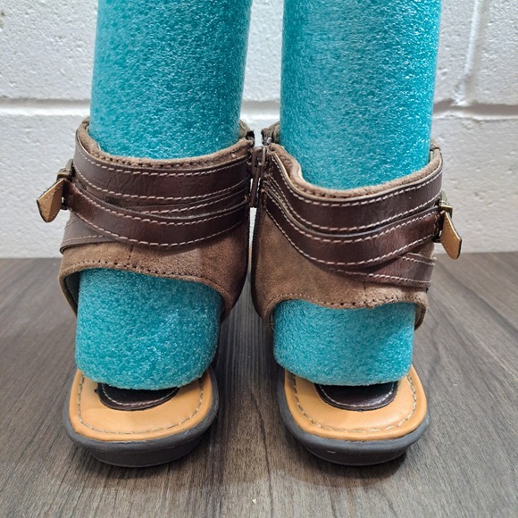 BOC By Born Gladiator Slouch Sandals Brown Suede Zip Buckle Women's Shoe Size 8M - Picture 4 of 8